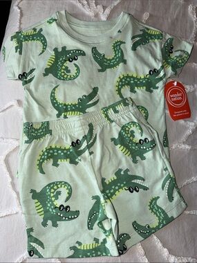 Wonder Nation Green Crocodile Print Kids Pajama Set with pockets